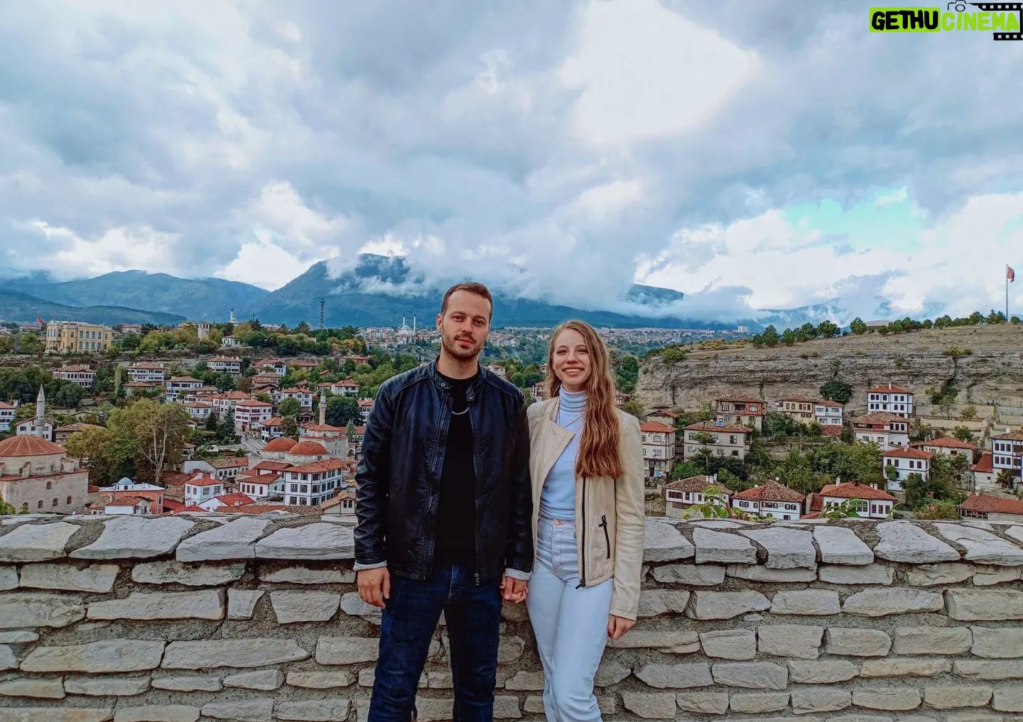 Dilara Mücaviroğlu - 1.1K Likes - @brakuyanik 🤍