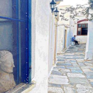 Dimitra Matsouka Instagram - 1)Έξω από το σπιτι του Γιαννουλη Χαλεπά που πια είναι μουσείο 2)όσο περισσότερο μπορείς 3)το ωραιότερο κοψιμο σε απλό μα κατακόκκινο ολόσωμο μαγιό που έχει σχεδιαστεί στον πλανήτη Γη -επιτρέψτε μου να ξέρω,το έχω ψάξει πολύ-είναι @mariamatsouka.gr 4)Tinos eco lodge,θαυμαστό απ´ολες τις απόψεις👌5)Καβαρουλκο αγάπη μου  6)άλλο αγαπημένο μου μαγιό,πότε λέω  χάλκινο πότε μπρονζέ,σε κάθε περίπτωση σαν  ένα ιδιαίτερο αθλητικό και από @mariamatsouka.gr 7)προτομή σε παράθυρο σπιτιού στο πιο εικαστικό χωριό των Κυκλάδων,τον Πύργο 8)μόνο 9) με άλλο περίεργο χρωμα που εμένα μου φτιάχνει τη διάθεση τόσο ώστε να αφήνω κοριτσάκι να μου ζωγραφίσει  καρδούλες στα πρόσωπό μου. Το μαγιό δε θα το πιστέψετε αλλά είναι από @mariamatsouka.gr 😜 10/ Επιγραφή πάνω από εξώπορτα  ενος μικρού σπιτιού στο μάλλον άγριο Μαλλί.Έμεινα να την κοιταω αυτή την επιγραφή ξανά και ξανά , δεν είχα δει ποτέ κάτι τέτοιο στα χιλιάδες σπιτια που παρατηρώ σε όλο τον κόσμο,σε όλη μου τη ζωή.