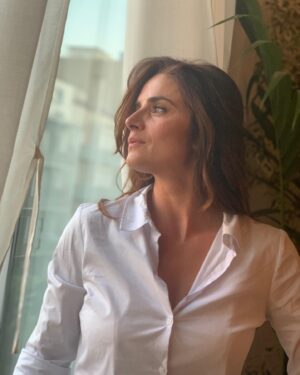 Dina Félix Costa Instagram - Bom dia🌷
Que seja um dia simples e que isso baste para nos sentirmos felizes 🤗❤️💋 📸- @goncalonorton