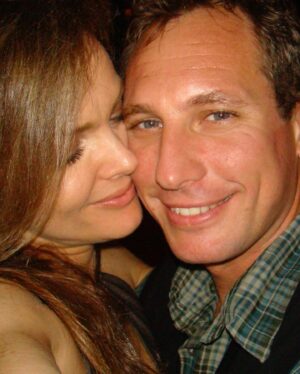 Dina Meyer Instagram - Happy Birthday America! ♥️🤍💙🇺🇸
And Happy Anniversary to us! 

14 years
♥️♥️

#happy #anniversary #4thofjuly #love #happiness