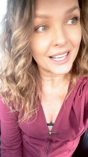 Dina Meyer Instagram - You all know how to make a gal feel special.
Thank you all for the sweet birthday wishes!! 
🥰♥️🎉