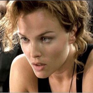 Dina Meyer Instagram - She loved him so much . 😔❤️

I was 27 when we filmed this movie.

2023 marks the 27th year SINCE STARSHIP TROOPERS was filmed! 
🤯🤯🤯

Diz was just a girl…
not yet a woman.
(swipe ➡️)

Don’t tell Rico.
He was just a boy. 😂

#dizzy #starshiptroopers #tbt #throwbackthursday #27yearsold #27yearchallenge