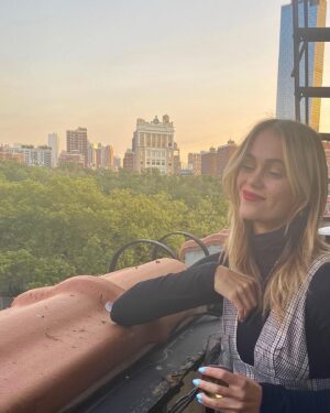 Dina Shihabi Instagram - 🎂 🦋