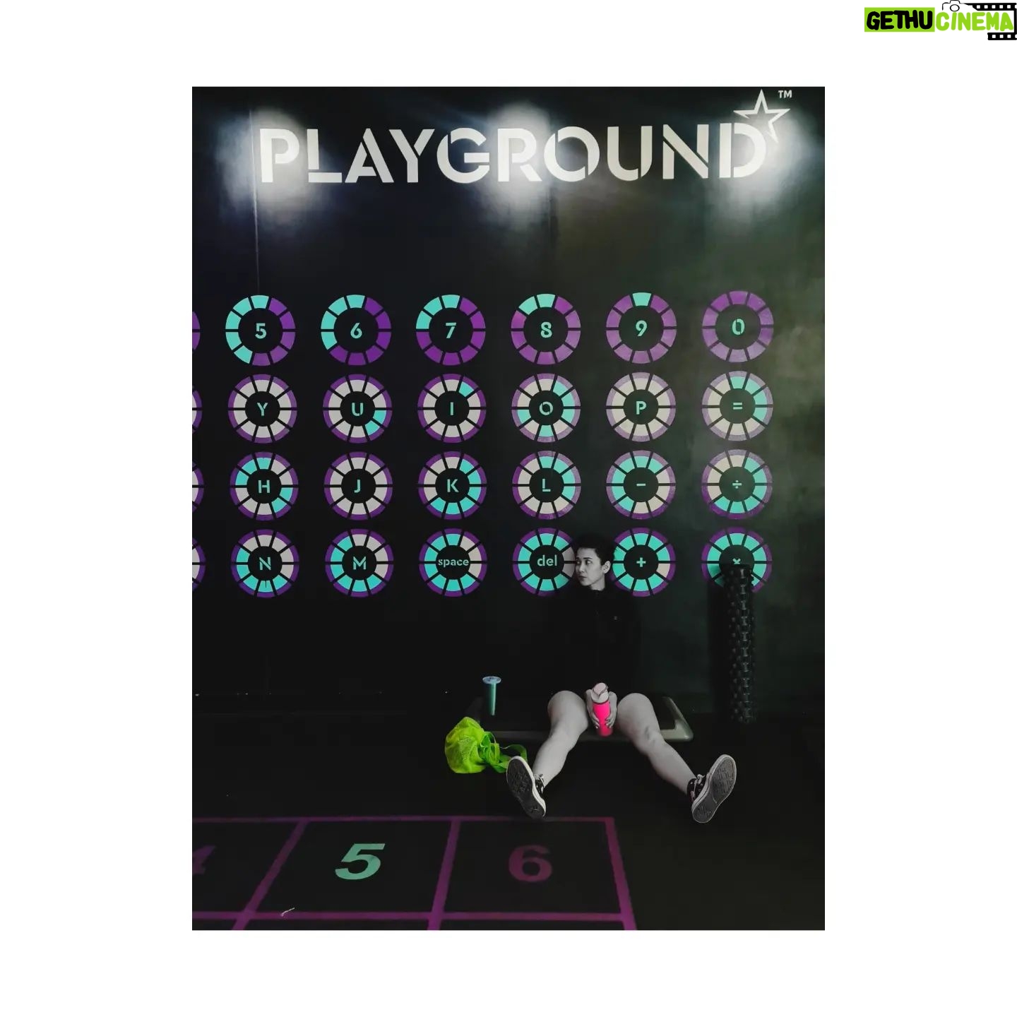 Dinda Kanyadewi Instagram - Pasrah kalo @sijumawa udah nyuruh stay di Playgroundnya @celebrityfitnessindonesia . 😅