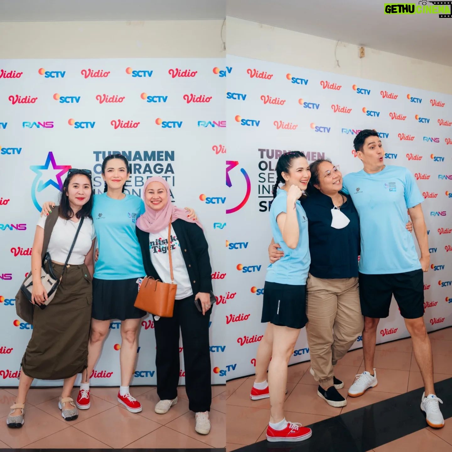 Dinda Kanyadewi Instagram - Biarpun kalah (gpp ya gan~ @marcelchandra π), tapi pertandingan tadi di @turnamenolahragaselebritiid @sctv @rans.entertainment menyenangkan sekali. Buat teh @hestipurwadinata dan @suryainsomnia terimakasih buat match serunya, goodluck di final nanti. Juara sih kayaknya, ihiy. ππ»ββοΈ β’ π· @snap.nuel