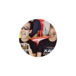 Dinda Kanyadewi Instagram – Hiburan tipis di sela-sela promo film #BadarawuhiDiDesaPenari @kknmovie keliling pulau jawa kemarin. Naik rollercoaster ditemani teriakan cok cak cok huak huek dari @moh.iqbal.sulaiman 😆👍🏼
