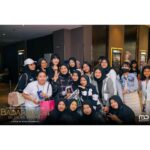 Dinda Kanyadewi Instagram – MALANG RUAMEEE POL!!! 🐍

Terima kasih buat kalian yang udah nonton dan bertemu cast Badarawuhi di Desa Penari di @cinepolisid Malang Town Square & @cgv.id Malang City Point. Kami tunggu review-nya ya! Besok kami akan ke Surabaya, tungguin terus update-nya.

#Badarawuhi 
#BadarawuhiDiDesaPenari
#MDEntertainment
#MDPictures