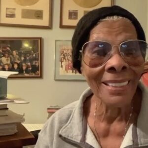 Dionne Warwick Instagram - Nobody asked for these stories, but here they are!