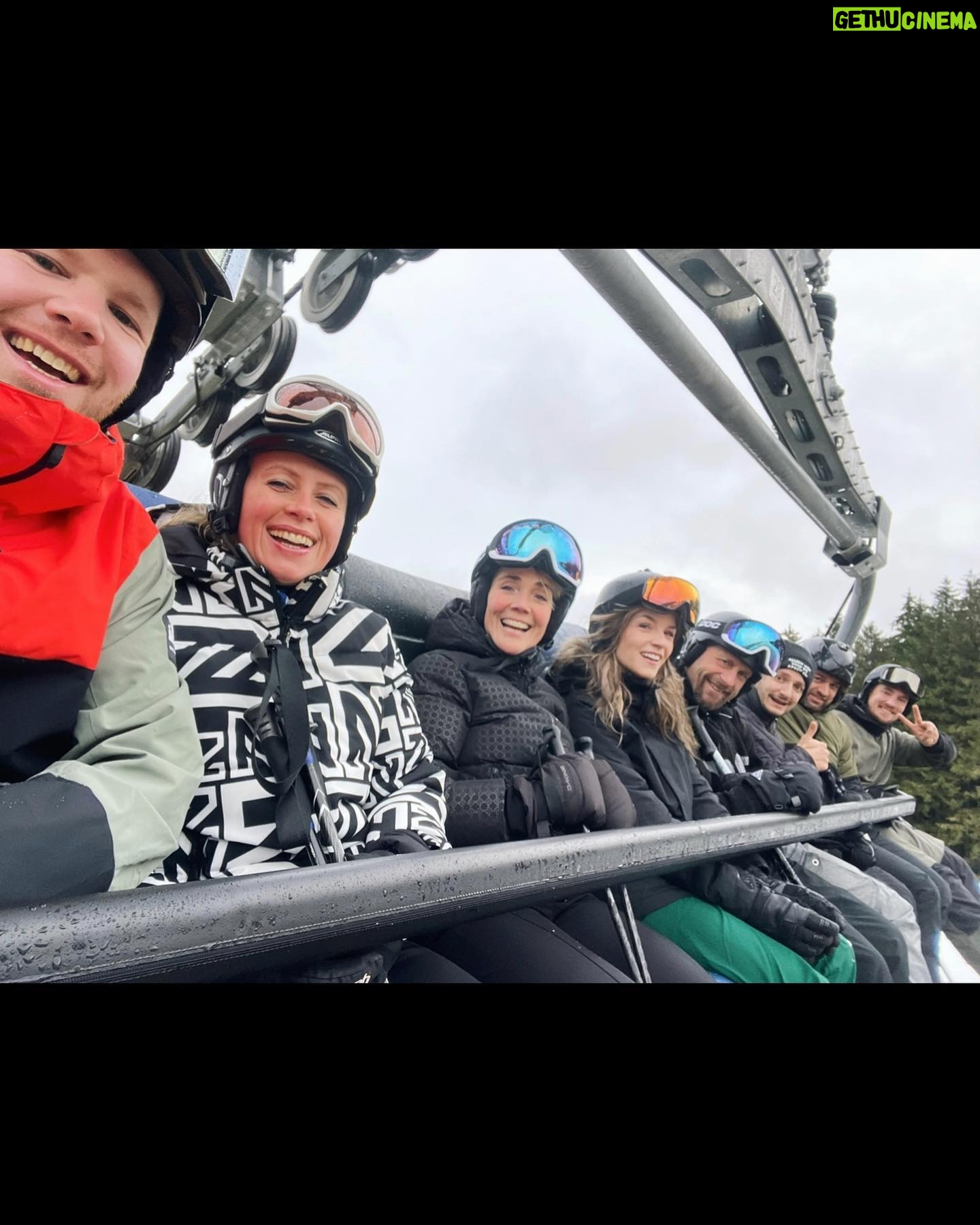 Dionne Slagter Instagram - Fotodump - Winterberg met de gym @pushtrainingstudio 🌹❤️