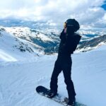 Dionne Slagter Instagram - M’n eerste wintersport 🏂❄️⛄️ Ik wist van tevoren niet of ik dit nou heel leuk zou vinden allemaal, maar ik ben helemaal verkocht. Het is dat ik onder de blauwe plekken zit, anders kregen ze me niet meer mee naar huis. 1. Het mooie gebergte van Val Thorens 2. Lege pistes 3. Dat linker dingetje ben ik 4. Actiefoto 5. Doen alsof ik niet wist dat er een foto werd gemaakt 6. Feestje bij de 360bar 7. ❄️💃🏼 8. Liften 9. Smize 10. Vriendjes❤️