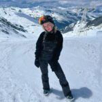 Dionne Slagter Instagram - M’n eerste wintersport 🏂❄️⛄️ Ik wist van tevoren niet of ik dit nou heel leuk zou vinden allemaal, maar ik ben helemaal verkocht. Het is dat ik onder de blauwe plekken zit, anders kregen ze me niet meer mee naar huis. 1. Het mooie gebergte van Val Thorens 2. Lege pistes 3. Dat linker dingetje ben ik 4. Actiefoto 5. Doen alsof ik niet wist dat er een foto werd gemaakt 6. Feestje bij de 360bar 7. ❄️💃🏼 8. Liften 9. Smize 10. Vriendjes❤️