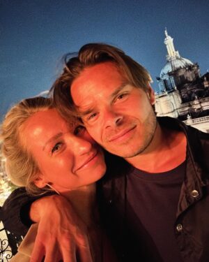 Dionne Stax Instagram - 🔋 in Mexico, Mexi-híííícóóóó
OLÉ!