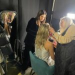 Dionne Stax Instagram - Eerste week ARIA 🎶 @medialane @omroepmax_ 1. Klaar voor de show 2. Jas aan, gympen aan en hop hop, richting de ARIA arena 3. Overleg met de leukste @nicoarends 4. Beetje blurry, de foto dan. De maestro van het @njorkest zeker niet @leonardevers 5. Nog even het draaiboek checken 6. De ARIA arena 😍 7. Kleedkamer ontploffing 8. Renovatie door @hannasuurlandstyling en @selkehairandmakeup 9. Muurbloem