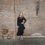 Dionne Stax Instagram - Eerste week ARIA 🎶 @medialane @omroepmax_ 1. Klaar voor de show 2. Jas aan, gympen aan en hop hop, richting de ARIA arena 3. Overleg met de leukste @nicoarends 4. Beetje blurry, de foto dan. De maestro van het @njorkest zeker niet @leonardevers 5. Nog even het draaiboek checken 6. De ARIA arena 😍 7. Kleedkamer ontploffing 8. Renovatie door @hannasuurlandstyling en @selkehairandmakeup 9. Muurbloem