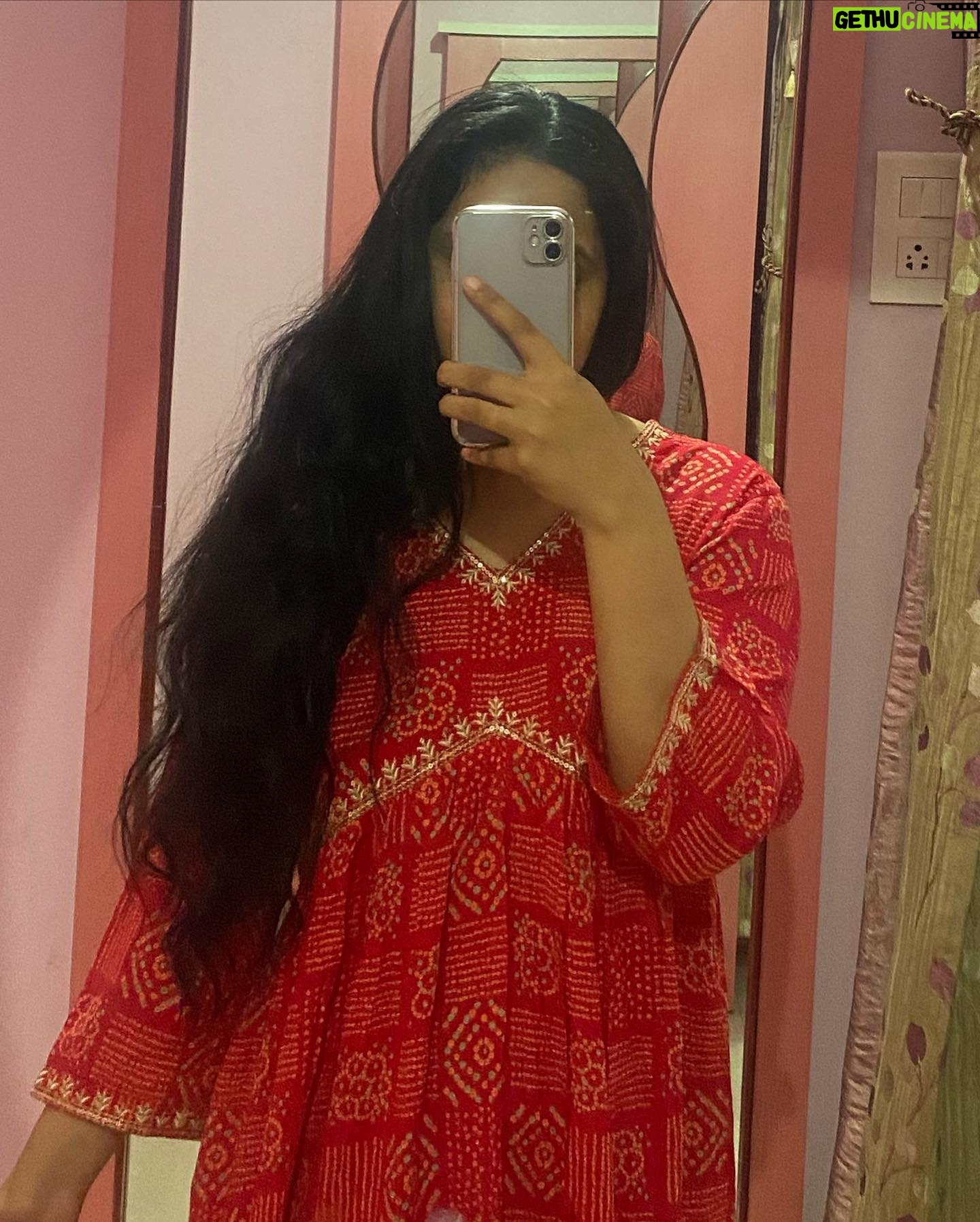 Disha Vakani Instagram - Kurti just at Rs 500/- #indiankurtis#kurta