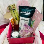 Disha Vakani Instagram - What’s in our hamper ?? All you need to know 👆🏻✌️✨ #rakhi #rakhihampers #rakhigifts #rakhispecial #hampers #gift #affordable #easyhamper #rakhicollection #rakhi2023❤️🎁