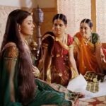 Disha Vakani Instagram - Guess who is in this picture??🤪❤️
