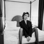 Dita Istrefi Instagram – Bisous bisous @garden_hotels 

Photographe: @noar.aveny 
Direction artistique: @venetwork_ 
Makeup: @iamkerella 
Hair: @ibrahairartist