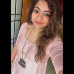 Divya Bharathi Vetrivel Instagram – 𝓨𝓸𝓾 𝓬𝓪𝓷 𝓰𝓮𝓽 𝓮𝓿𝓮𝓻𝔂𝓽𝓱𝓲𝓷𝓰 𝔂𝓸𝓾 𝔀𝓪𝓷𝓽 🌸

#loveurself #nivashinidivya #nivashini_ma #instagram #instagood #instafashion #love #frankapannuvom #loveyourself #urbest