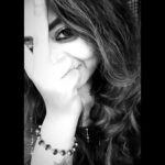 Divya Bharathi Vetrivel Instagram – 🄵🄸🄽🄳 🅃🄷🄴 🄱🄴🄰🅄🅃🅈 🄸🄽 🄴🅅🄴🅁🅈 🄼🄾🄼🄴🄽🅃 🖤