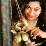 Divya Bharathi Vetrivel Instagram - 𝐿𝒾𝑔𝒽𝓉 𝓊𝓅 𝓊𝓇 𝓈𝑜𝓊𝓁𝓈.,𝒦𝒶𝓇𝓉𝒽𝒾𝑔𝒶𝒾 𝓉𝒽𝒾𝓇𝓊𝓃𝒶𝒶𝓁 𝓋𝒶𝓁𝓉𝒽𝓊𝓀𝒶𝓁 🪔