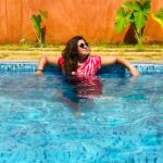 Divya Bharathi Vetrivel Instagram – Feeding my mind and refreshing my body at the poolside🏊‍♀️
