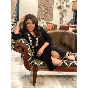 Divya Seth Shah Instagram - Good to have a Wildlife Photographer in the House 😆

Photographer @the_eye_in_the_wild_mihika_ 

.

.

.

#wildlife #black #night #lounge #chill #cocktails #twilight #photooftheday #photo #photographer
