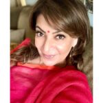 Divya Seth Shah Instagram – Yes . I’m sure

Red IS a Fav colour ✔️💄👠🐞🌹🍎🍇🍷

OK Bye

.

.

.

#red #ruby #cherry #wine #lips #colour #heat