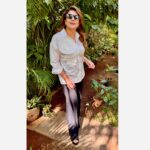 Divya Seth Shah Instagram - Hello February! I was looking forward to You🎉 Let’s Go ❤️ . . . Photos @the_eye_in_the_wild_mihika_ . . . #february #month #2024 #lovely #wedding #party #sunshine #happy