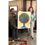 Divya Seth Shah Instagram - “Kanha se khali Haath kaise Jaa sakte Hai” Thank you for this Beautiful Tree of Life @manojgadpal27 The Heart and soul of an Artist The Tenacity of the Colours The Energy it emits The Love behind the Canvas 🙌🏻 This was a life enriching Experience… So much gratitude to @latikanath for her love and incredible hospitality @big5safarisz we are enthralled with Your Vast knowledge of the magic of the Jungle Dharma and infinite patience ! . . . #love#gratitude #safari #jungle #dawn #birdlovers #birds #wildlife #sentientbeings #home #nature #earth #respect #harmony #life #art #artist #soul