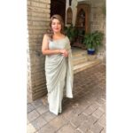 Divya Seth Shah Instagram - This Gorgeous Saree The Epitome of a luxurious Drape The OliveGreen Sequins and the Opulent design … Loved it ! Thank you for My LampLighting Saree @hastakala_official for @ombre_showcase Photographs @the_eye_in_the_wild_mihika_ . . . #saree #sareelove #sareecollection #fashion #fashionblogger #designer #designersarees #store #pune #ombrediwalitrunkshow