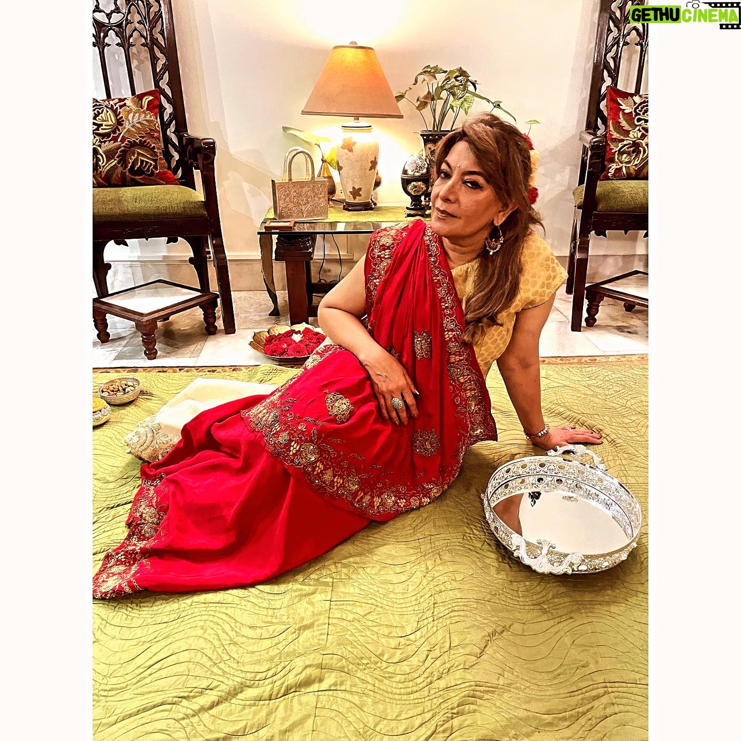 Divya Seth Shah Instagram - Diwali brings Everything Viraasat Legacy Learning Gifts This is My Naniji’s nearly 100 Year old Saree Silk Pure Zari She is with Me As are Her Teachings And Her Love . . . Photography @the_eye_in_the_wild_mihika_ #diwali #saree #heirloom #heritage #traditional #viraasat #life #reuse #revamp #nowaste #happy #red #history