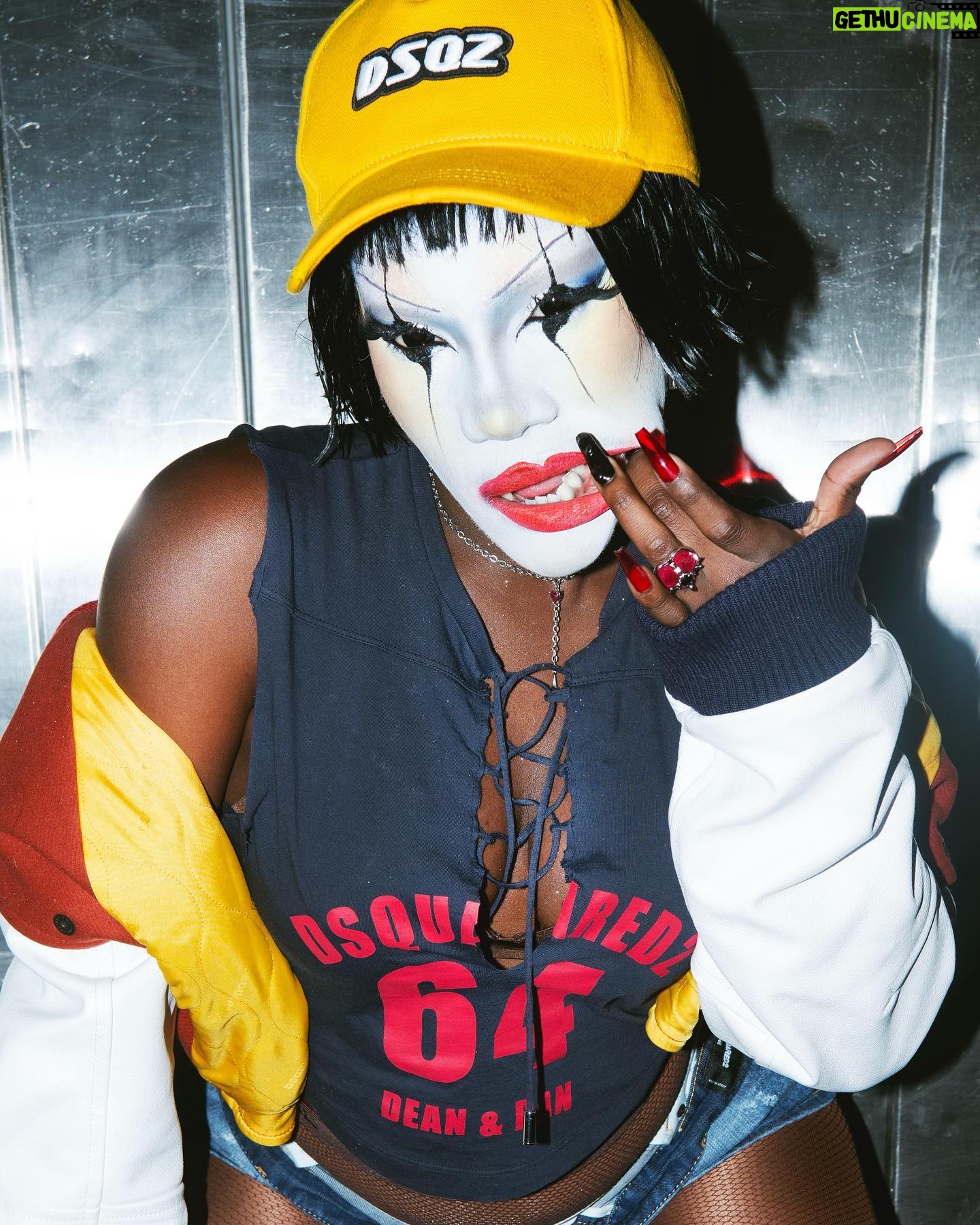 Doechii Instagram - Swamp X Scarlet | Atlanta, Georgia Day 11 🤡🐊