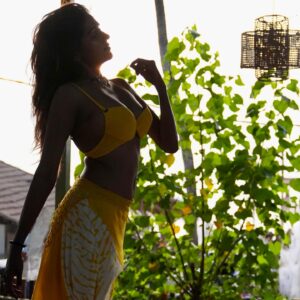 Dollysha Instagram - If embracing your own body is wrong, I don’t want to be right.. #sunblessed 

One of the most aesthetic place in Goa 
@howlingwolvesgoa