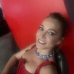 Dolunay Soysert Instagram – Son iki haftadan karmakarışık bir toplama oldu. Aman olsun artık ne yapalım, bu da böyle kafası karışık ama bol tebessümlüsünden olsun