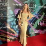 Dolunay Soysert Instagram - Geceden ✨⭐️ #ellestyleawards2023 #BirlikteYeniden Zevkine ilk tanıştığımız günden beri hayran olduğum @gurbuznilufer ❤️ @simauslu ‘ya styling için Bayıldığım @itmfl_official ‘a kostüm için, @baguette_jewellery ‘e takılarım, @serenauziyel ayakkabı ve çantam için @aytulaykestudio ’ya,saçlarım için @ismailbabuzofficial ‘a çok teşekkür ederim. 🧚‍♀️🔥