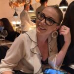 Dolunay Soysert Instagram - Son iki haftadan karmakarışık bir toplama oldu. Aman olsun artık ne yapalım, bu da böyle kafası karışık ama bol tebessümlüsünden olsun
