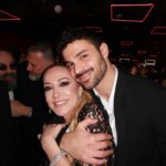 Dolunay Soysert Instagram - Dönüşüm gerçekleşmiştir @nowtvturkiye karşınızda💫 Styling ; Nilüfer Gürbüz @gurbuznilufer❤️ @azurajewelry_ @rentonycom @ismailbabuzofficial @ilknur_babuz beni kısacık bir sürede hazırladığınız ve tatlılığınız için🙏🫶💋