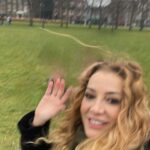Dolunay Soysert Instagram - 2024 ön karşılaması🎄8. Foto; 11.11 diliyorum🍀