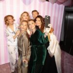 Dominika Cibulková Instagram - Nasa Petris ma 39 🥳🤍 a musite uznat ze 39 "never looked better" 😍 This is how we celebrate because never settle for less dont forget 💥 Dakujeme za uzasnu pyjama party dear we love youuuuuuuu @petkaficka 🤍🤍🤍 photohraphed by @nlieskovska 📸