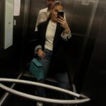 Dominika Cibulková Instagram - 1. find somebody u can count on no matter the circumstances 2. timeless classic 3. just a regular elevator selfie 🤍✌🏻