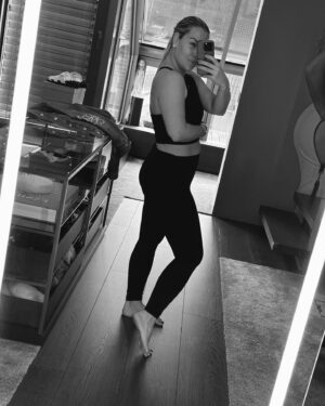 Dominika Cibulková Instagram - Tak dnes klaplo aj cvicenie aj kardio 💪🏻 Nezabudajte ked sa chce da sa vsetko - ostatne su len vyhovorky 😮‍💨🤡 ..and not stopping! #pome #challenge #premena #motivation