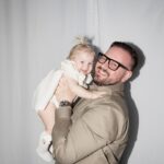 Dominika Cibulková Instagram - A ze nam bolo veselo vol 1. - pretoze zazitky a cas straveny s rodinou a priatelmi je to co sa naozaj pocita a Nini ako spravnu oslavenkynu nosili vsetci cely den ako sa patri na rukach ✨🤍🫶🏻 #friends #family #happytimes #ninibirthday