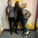 Dominika Kavaschová Instagram - @materamater je tu pre vas:) pre kohokolvek❤️toto spojenie je specificke a zakazdym naplnujuce a vtipne….kazda sme ina a perfektne sa doplname:) som velmi stastna ze mam s kym zdielat temy ktore zazivam denno denne ako matka aj ako nematka a ze aj vdaka vam baby v tom nachadzam balanc:) Dakujeme vam nasi posluchaci:) sme stastne ze ti stale rastie a ze vas pribuda❤️❤️❤️❤️❤️❤️❤️❤️inspiracii mame neurekom takze verime ze sa nas tak skoro nezbavite😘🍀