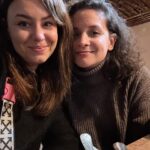 Dominika Kavaschová Instagram - Vcera sme konecne mali cas pre seba 5 hodin v aute a kecacky potom u mna a najme koncert kde ma vzdy dojima toto carovne spojenie a priatelstvo. Som vdacna a stastna ze mi plnis sny…pisat texty robit spolocne hudbu a spievat❤️dakujem ze ma inspirujes ako clovek tym ze sa neustale posuvas vpred a rasties profesne aj ludsky.Je to stastie ze sme priatelky a navzajom si dobijame baterky. Verim ze nas spolocne cakaju este krasne dobrodruzstva projekty pribehy a poznania🍀🫶🏼 @andrea_bucko