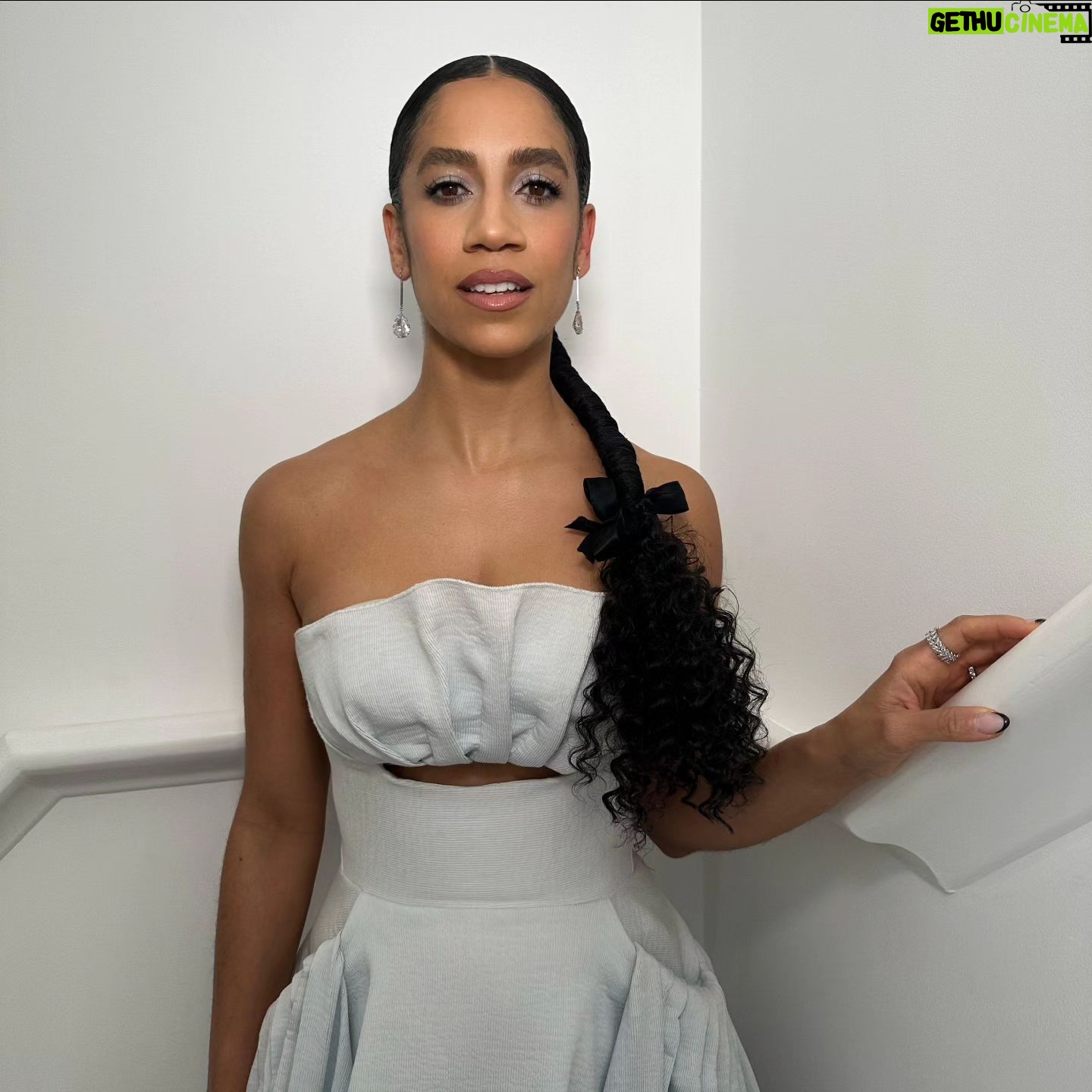 Dominique Tipper - 1.8K Likes - BAFTAS ššāā¬ļøš āļøšš¤
.
.
.
A dreamy day with a dreamy date @sopedirisu
.
.
.
Glam team:
@heidinorthmakeup
@luciajosephine_
.
.
Dress: @frontrowlondon