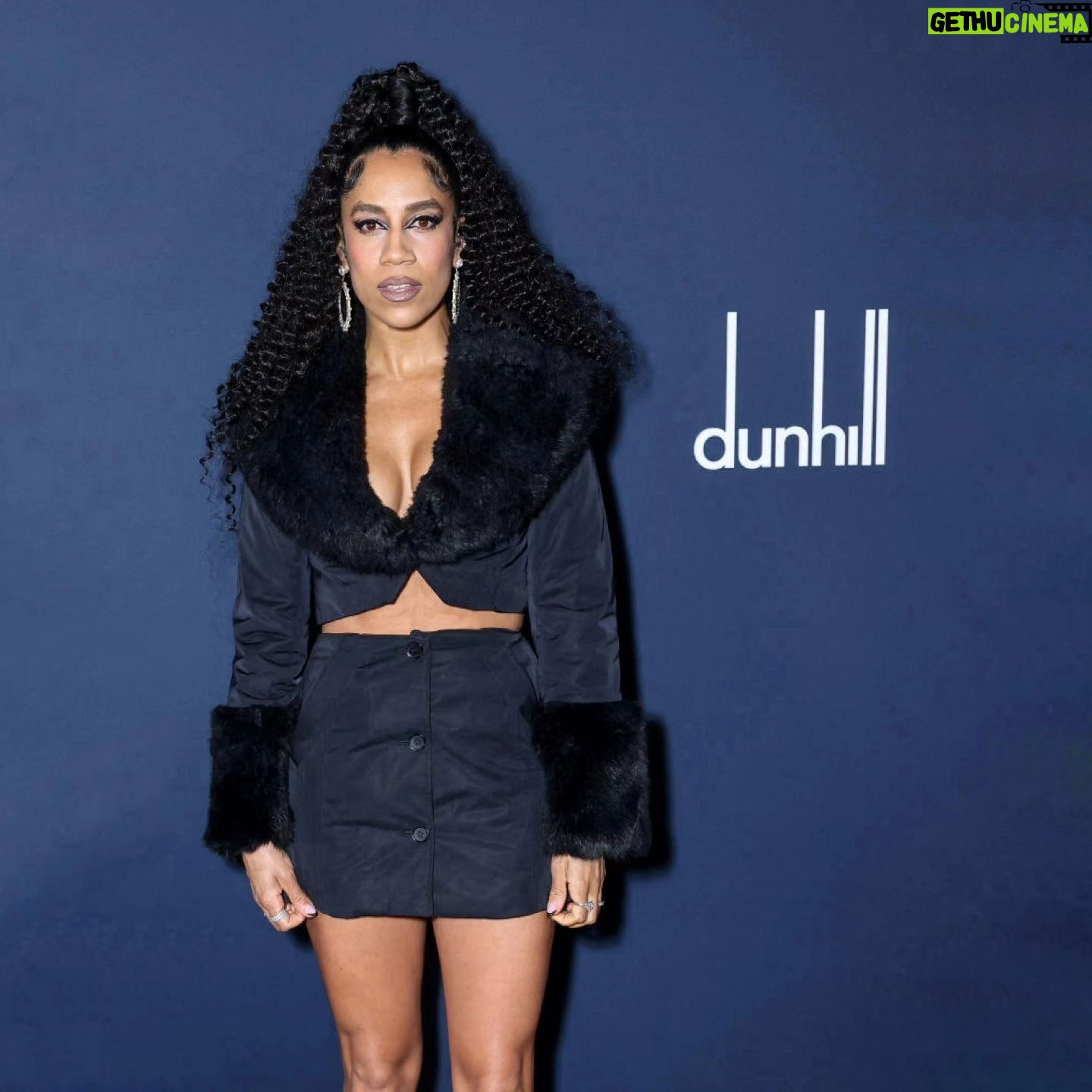 Dominique Tipper - 1.8K Likes - @dunhill x Bafta
@bsbpartnerships
Always a pleasure š¤ š„
Face: @heidinorthmakeup
Hair: @luciajosephine_
Outfit: my own design