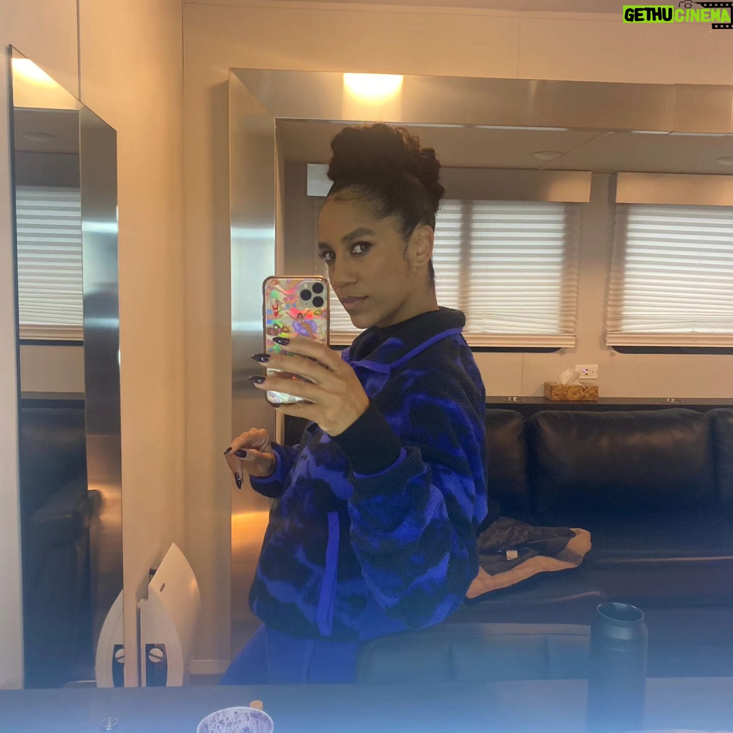 Dominique Tipper - 3.2K Likes - Finally, you get to meet Brendaaaaa fucking Holland.
Thanks for all your delightful messages about her in Ep 7. I cannot tell you how delicious it was to not only play her but do all my scenes alongside my fav bitch @kiersey . We had a ball. Most of these pics are of me in my costumes, which were made from scratch and of all my beautiful hair and make up looks which were also made from scratch š. I couldn't believe I got to finally wear heels on screen after years of jumpsuits and army gear haha. Massive shout out to @christopherhargadondesign and his team for creating these pieces for me. I looked forward to my fittings SO MUCH, and also Debra Wiebe and her team, in particular my babe @liliaafsahi whose chair was an actual dream to be in. I was looked after and created for in a way that has been so rare having afro hair. There were options, there was creativity, there was play, there was collaboration, and it felt exactly how it should be when it comes to creating a character. Anyway. Rant over. Hope you're enjoying Monarch Legacy of Monsters on @appletv š¦š¦š¦
Keep watching ā¤ļø