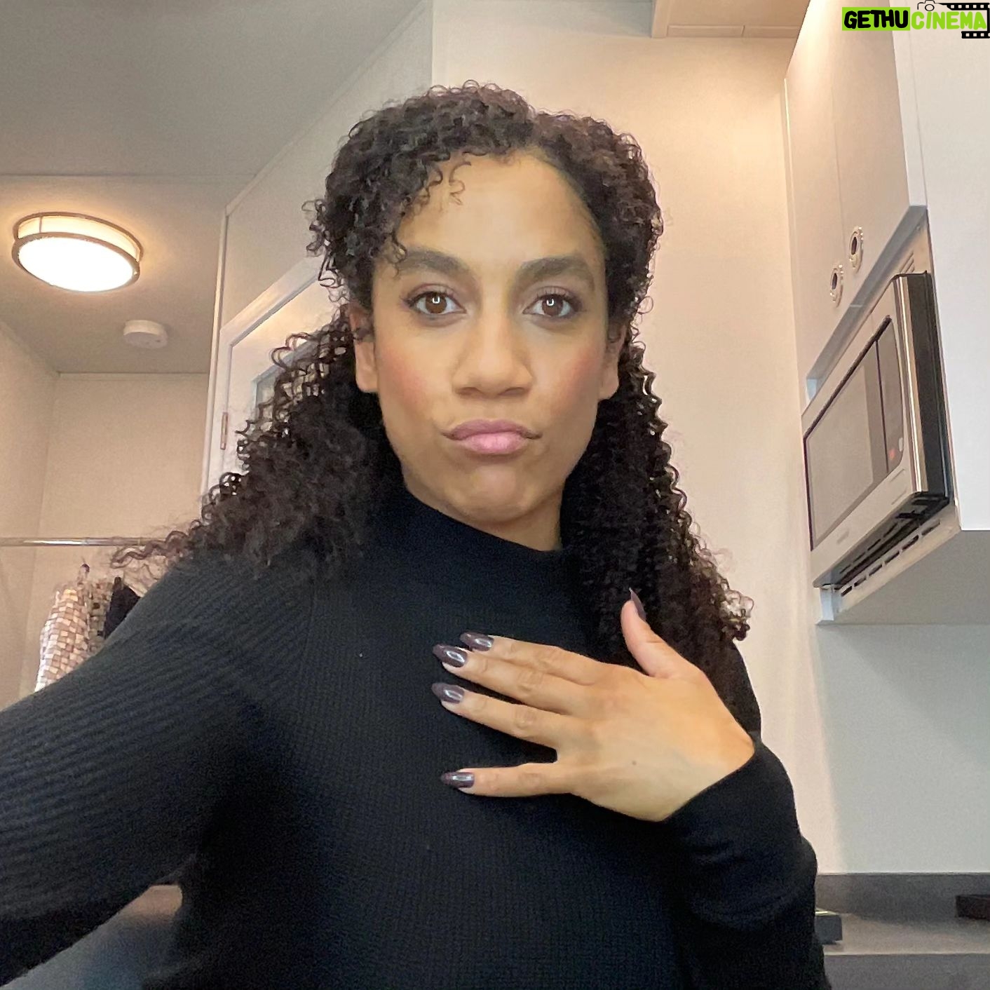 Dominique Tipper - 3.2K Likes - Finally, you get to meet Brendaaaaa fucking Holland.
Thanks for all your delightful messages about her in Ep 7. I cannot tell you how delicious it was to not only play her but do all my scenes alongside my fav bitch @kiersey . We had a ball. Most of these pics are of me in my costumes, which were made from scratch and of all my beautiful hair and make up looks which were also made from scratch š. I couldn't believe I got to finally wear heels on screen after years of jumpsuits and army gear haha. Massive shout out to @christopherhargadondesign and his team for creating these pieces for me. I looked forward to my fittings SO MUCH, and also Debra Wiebe and her team, in particular my babe @liliaafsahi whose chair was an actual dream to be in. I was looked after and created for in a way that has been so rare having afro hair. There were options, there was creativity, there was play, there was collaboration, and it felt exactly how it should be when it comes to creating a character. Anyway. Rant over. Hope you're enjoying Monarch Legacy of Monsters on @appletv š¦š¦š¦
Keep watching ā¤ļø