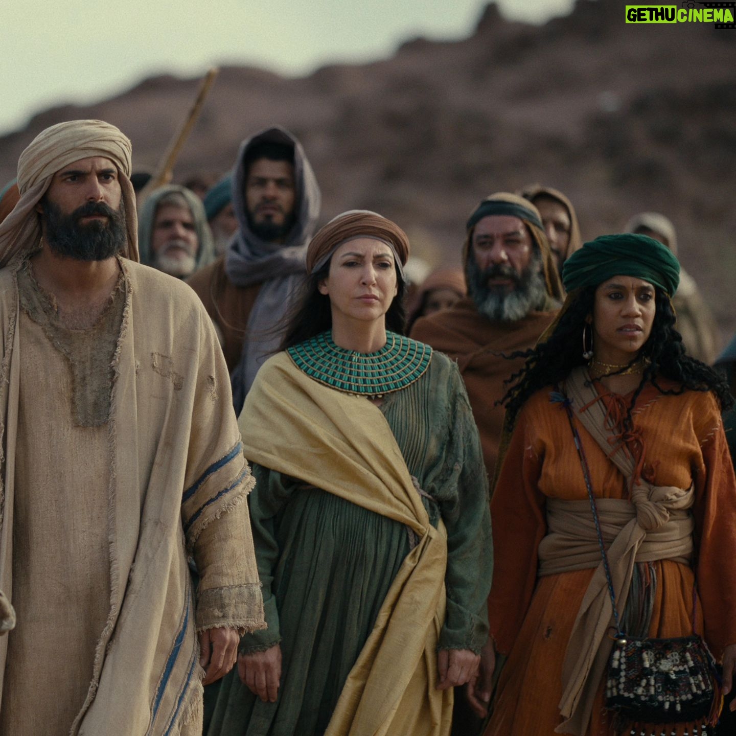 Dominique Tipper - 2.9K Likes - Next up, Biblical tings āØļø
What a wonder to play Zipporah
Testament - The Story of Moses. March 27th on @netflix
š¤
